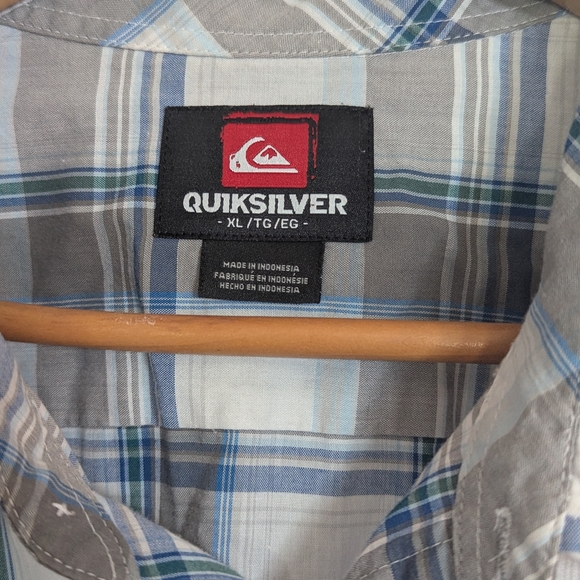 Quiksilver Men's XL Casual Blue‎ and Gray Plaid Button Up Shirt - Picture 3 of 5